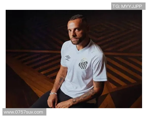 球衣30号的足球明星背后故事揭示了他们的奋斗与荣耀之路