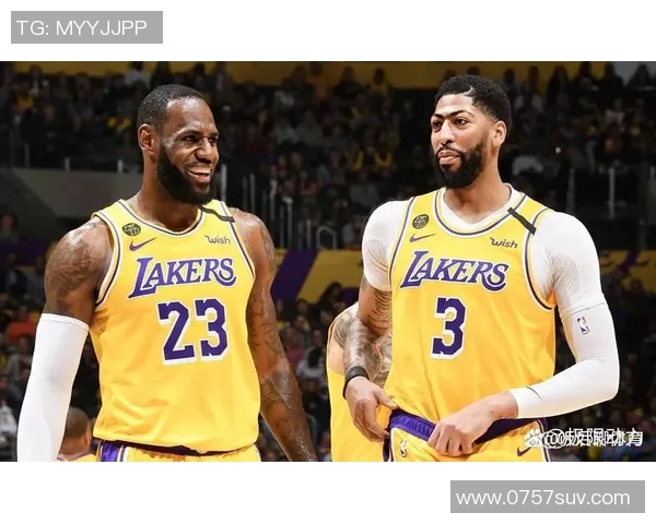 2021年湖人与勇士激战回顾：经典对决与精彩瞬间全解析